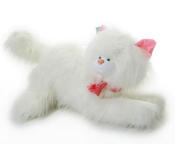 Кошка лежит большая 0095